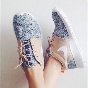 Nike x Liberty Roshe
